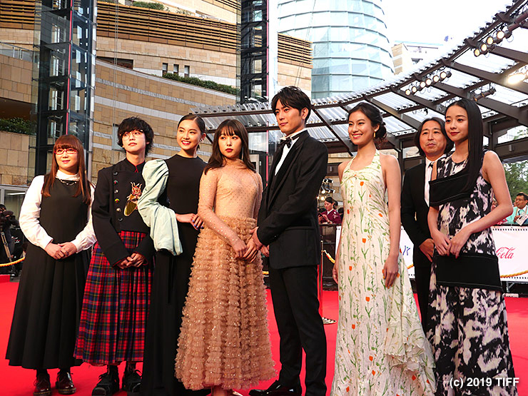 間宮祥太朗、桜井日奈子ら